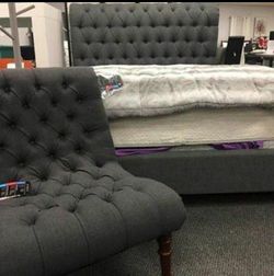 New queen tufted gray bed