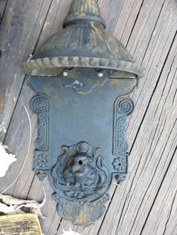Very heavy cast-iron wall fountain piece