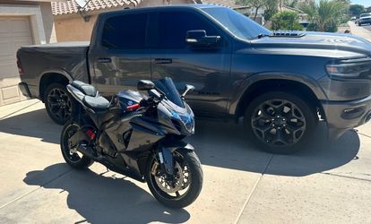2015 Suzuki GSX-R1000 – Low Miles – 9,450 Miles
