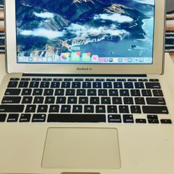 MacBook Air  11”