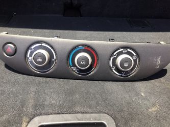 Air conditioning controls for Toyota Camry 2004