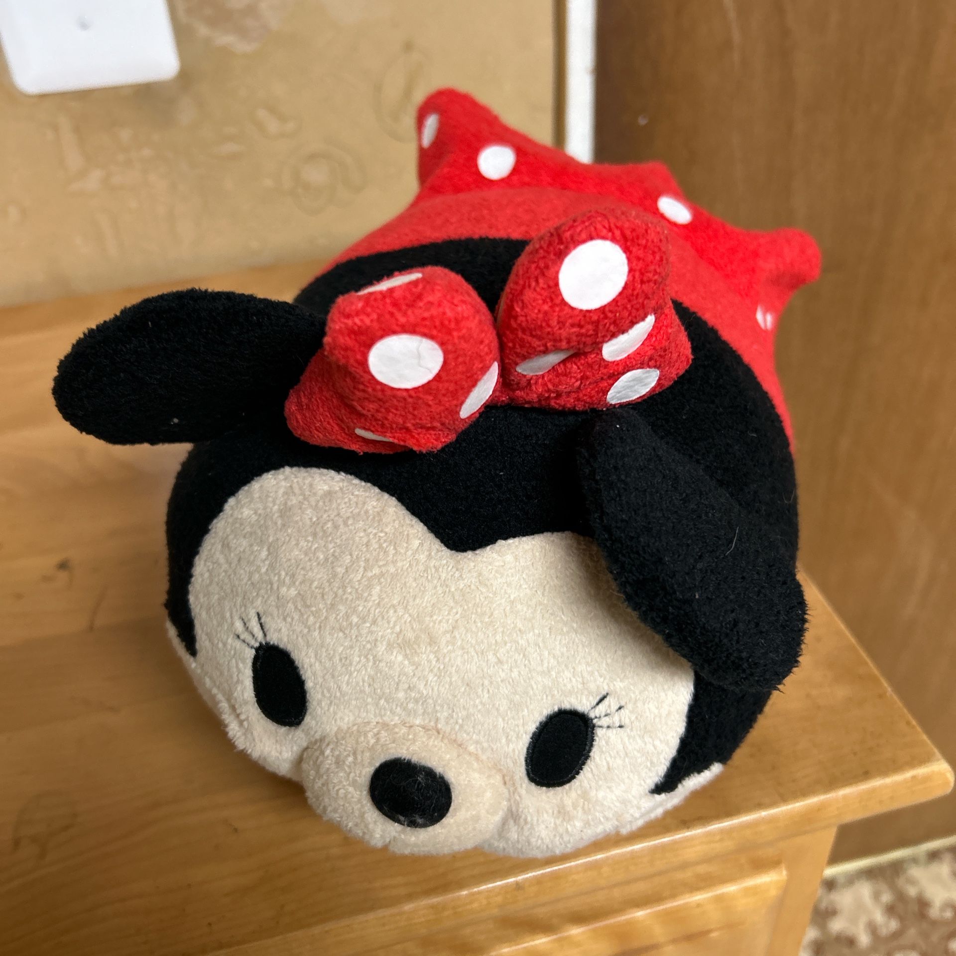 Tsum Tsum Minnie Mouse plush