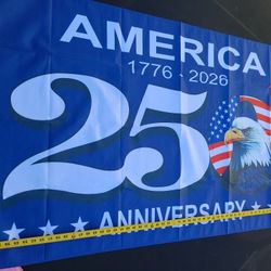 BRAND 250 ANNIVERSARY AMERICAN FLAG... GREAT QUALITY..