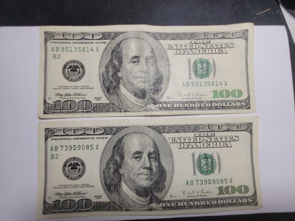 2  1996 Series 100 Dollar Bill Rare