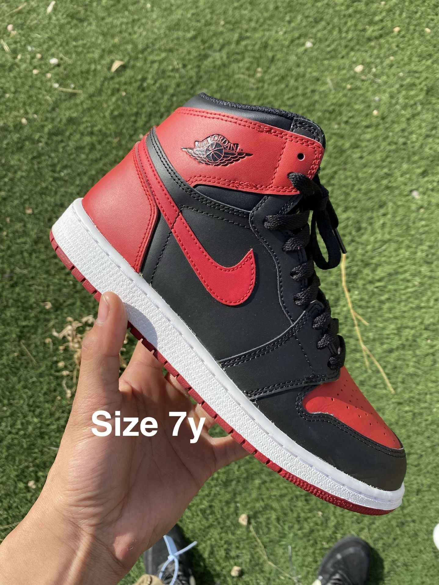 Air Jordan Retro 1s Bred $140 FIRM NO TRADES