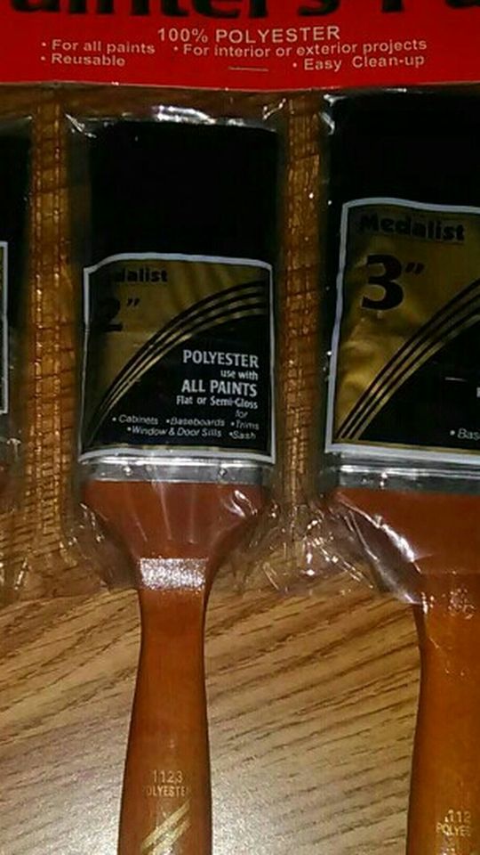 3 Piece painter's pk. Paint brushes* new To