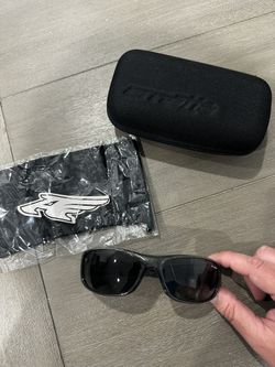 Arnette Sunglasses W/case