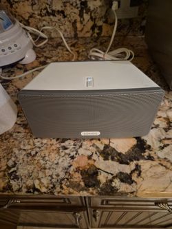 Sonos Play:3 1st Gen Wireless Streaming Music Smart Home Speaker - White