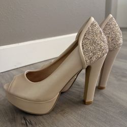 Pixie Cove Nude Beige Platform Peep Toe Heels Glitter Sparkly Size 6.5