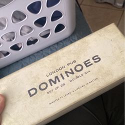 London Pub Dominoes 