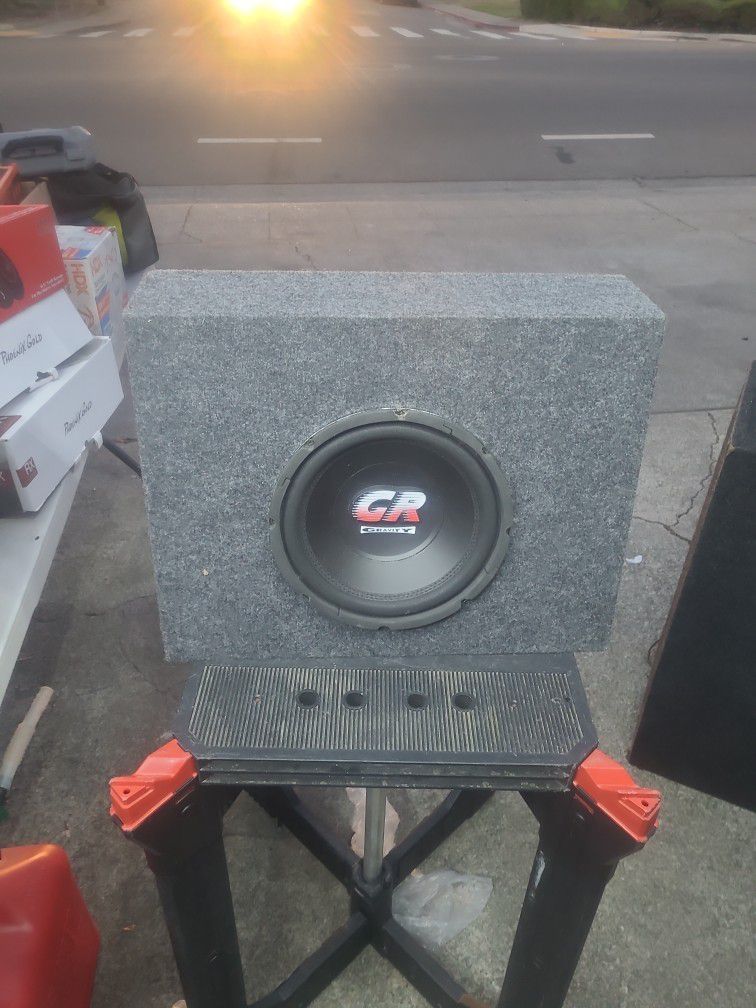 1-Brand-new 10" Gravity 400watt Woofer In New Truck Box