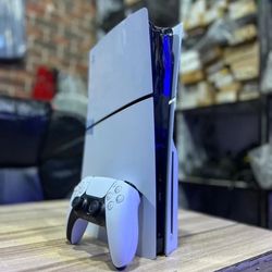 Ps5 Slim.