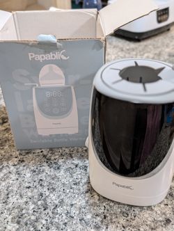 Papablic NutriWarm Swirlable Bottle Warmer w/ Original Box