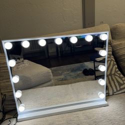 NEW! Lighted Makeup Vanity Hollywood Mirror With 3 Color Lights Dimmable LED Bulbs With 10X Magnification, 2in1 Tabletop And Wall-Mounted Mirror With 