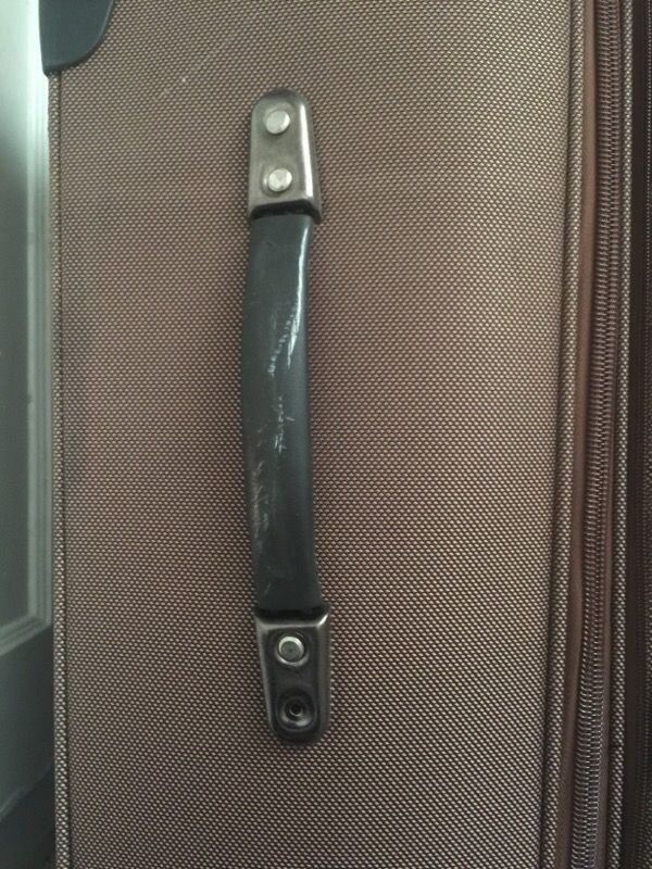 Samsonite check in luggage