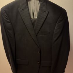 Men’s 40R Black Pinstripe Suit