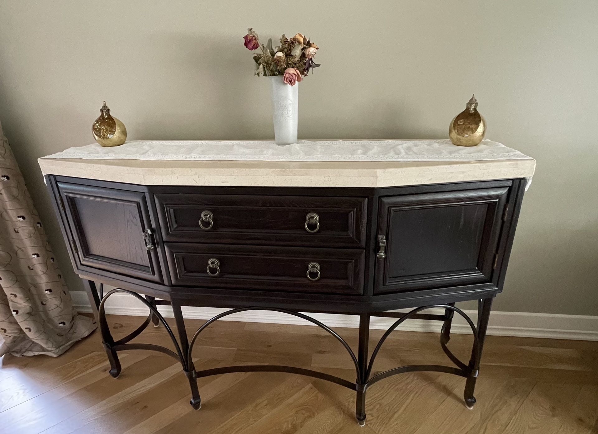 Buffet / Console Table