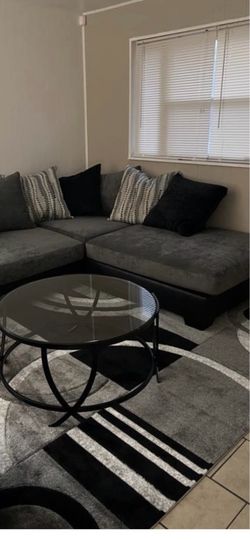 Large sectional sofa/Barrel chair/vacuum cleaner