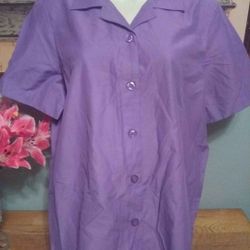 Women's Button Up Blouse Shirt Size Medium Blair Purple
