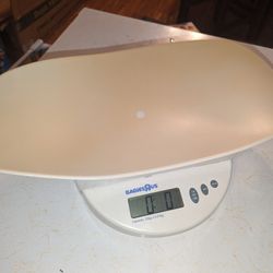 Scale With Attachment To Weigh Babys