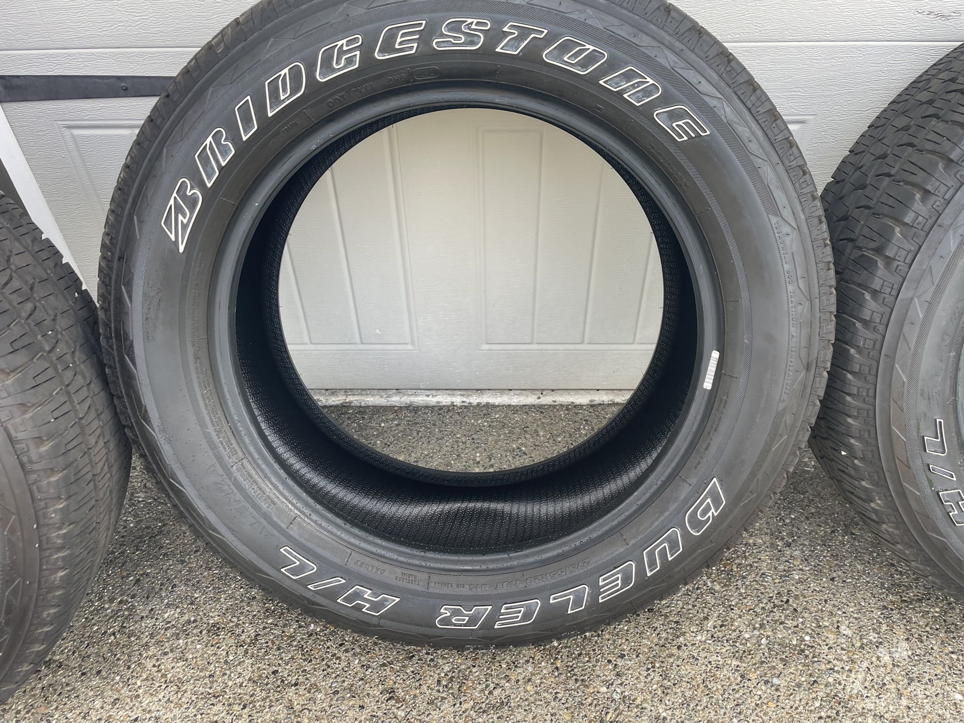 275/55/20 Tires. NEW 1120 Miles