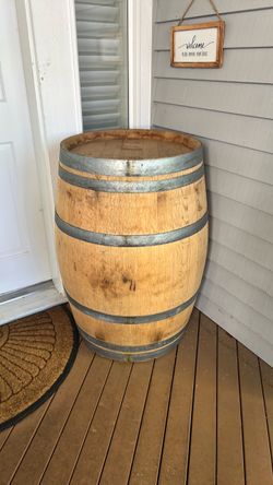 Oak Wine Barrel - Full Size *Great Condition *