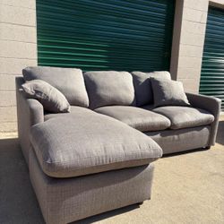 Reversible Living Spaces Couch 🛻Delivery Available🛻