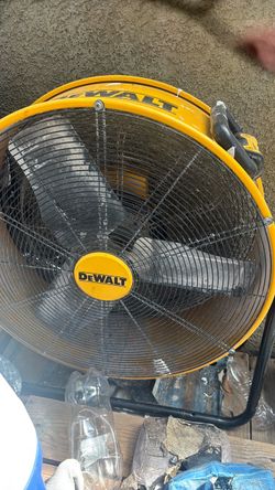 DeWalt Industrial Floor Fan