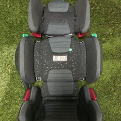 HiFold booster seat