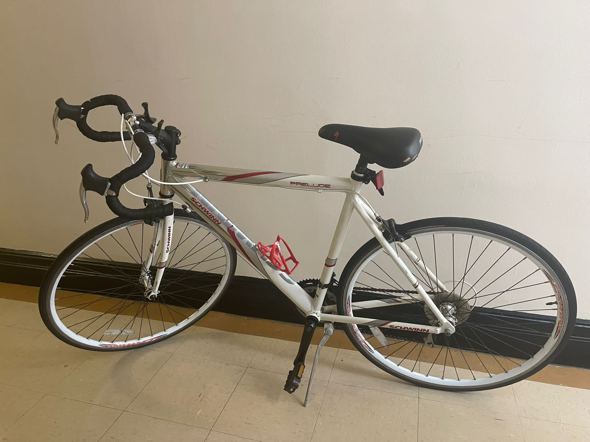 Schwinn Prelude PROFESSIONAL Road Bike only call people who are
