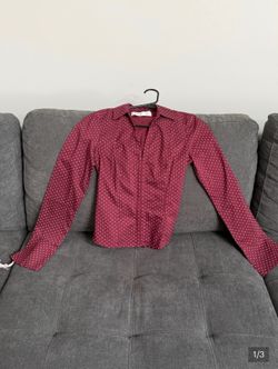 Hollister Burgundy Polka Dot Button Down Shirt