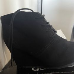 Woman Shoes