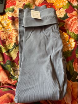 Seamless leggings, Victoria’s Secret pink