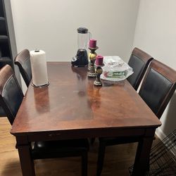 Nice Dining Room Table Leather Seats 