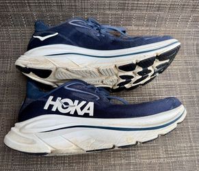 HOKA Clifton 10