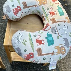 nursing pillow 