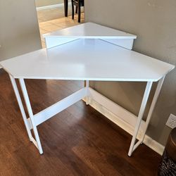 White corner desk