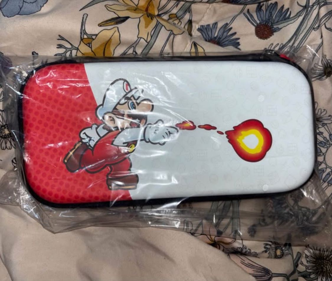 BRAND NEW Mario Fireball Nintendo Switch Gaming Case