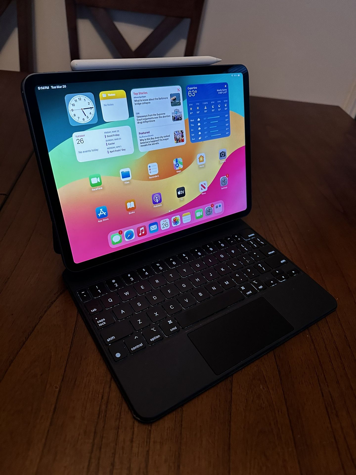 iPad Pro 11 Inch M1 W/Magic Keyboard And Pencil