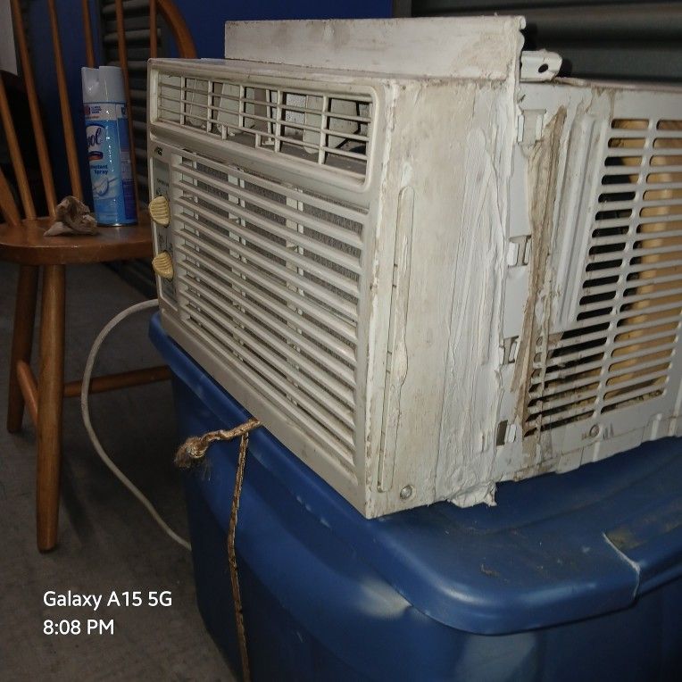    Air Conditioner 