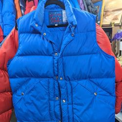Startling Blue Vintage Down Vest by Down Fill County USA (Men's L)