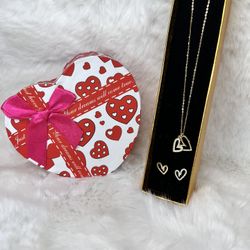Great Valentines Gift Set Necklace And Earrings Gold Plated