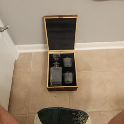 Decanter Set