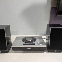 Yamaha CRX-TS20 Compact CD Receiver System