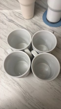 Set of cups / Juego de tazas