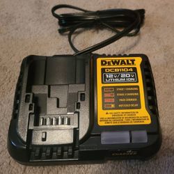 DEWALT DCB1104 12V/20V 4 AMP BATTERY CHARGER 