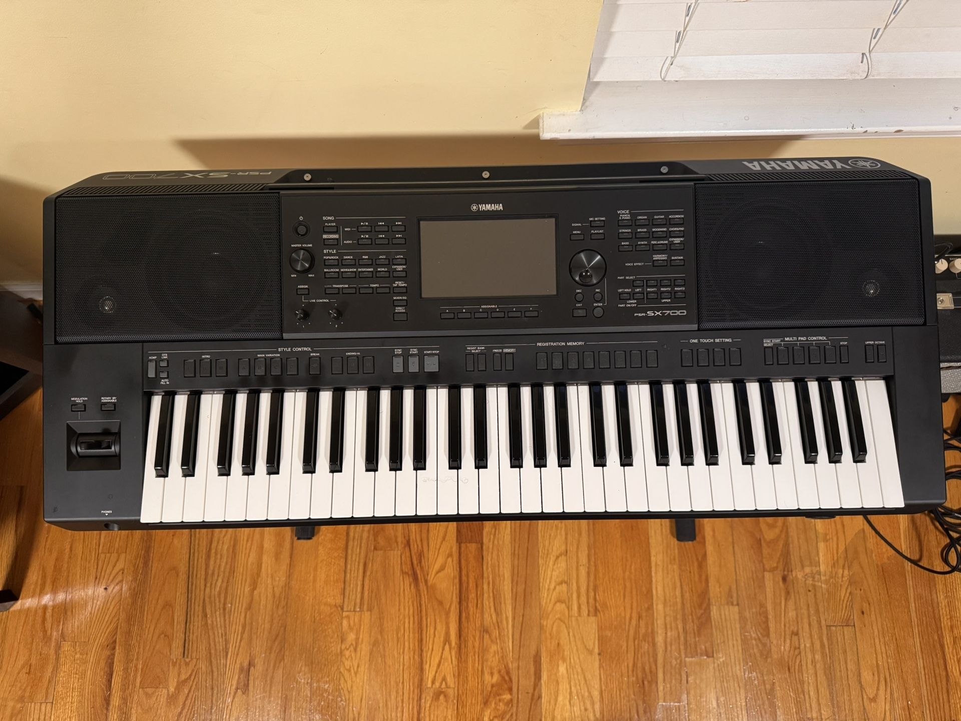 Yamaha PSR SX700
