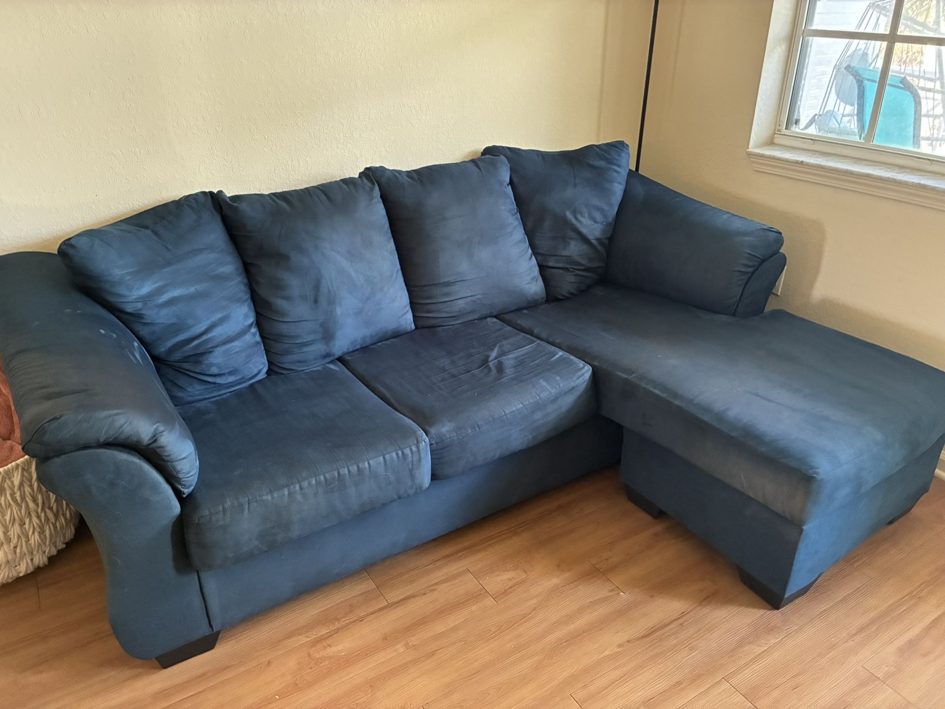 Ashley Furniture Darcy Sectional