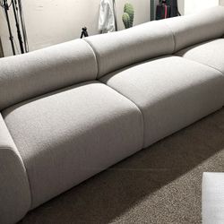 BRAND NEW Pebble 125" Deep Seat Upholstered Sectional, High-Resilience Foam Curved Arm Italian Modern Sofa, Seats 3 for Living Room