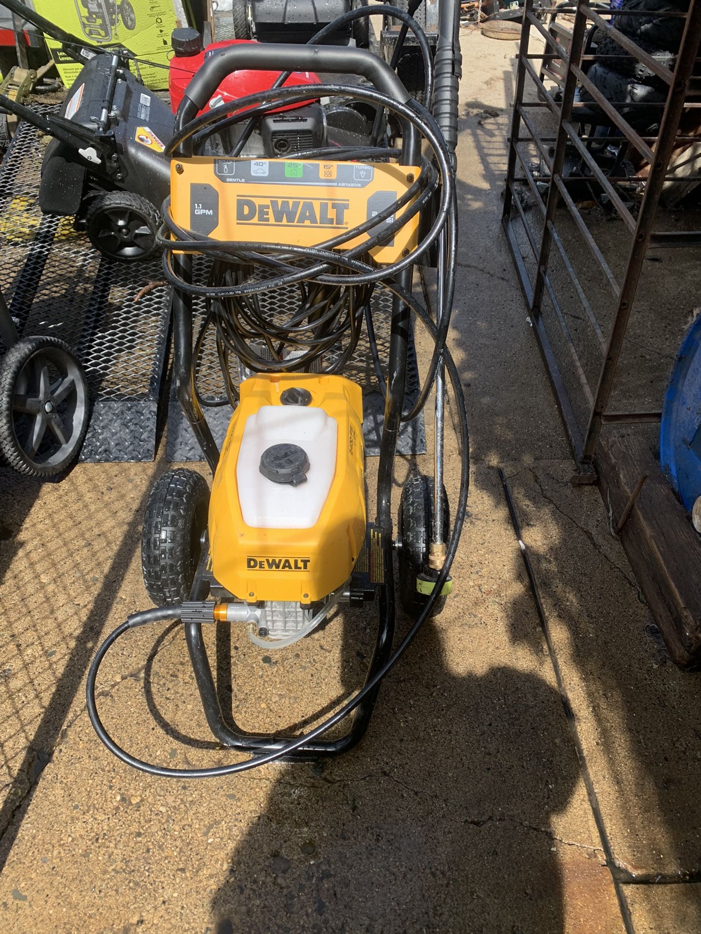 Pressure Washer (Read Description )
